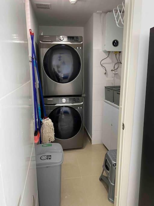 Apto 1801 Frente Al Mar- Edificio Palmetto, Piso 18 Apartamento Cartagena