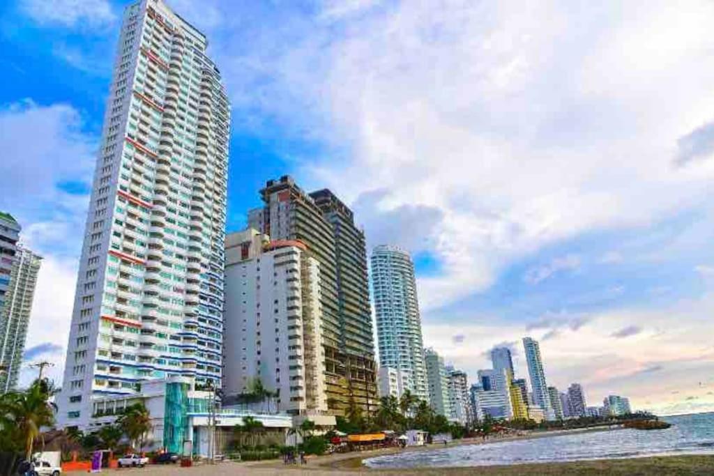 Apto 1801 Frente Al Mar- Edificio Palmetto, Piso 18 * Cartagena