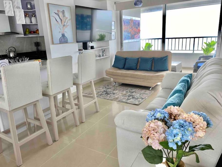 Apartamento Apto 1801 Frente Al Mar- Edificio Palmetto, Piso 18