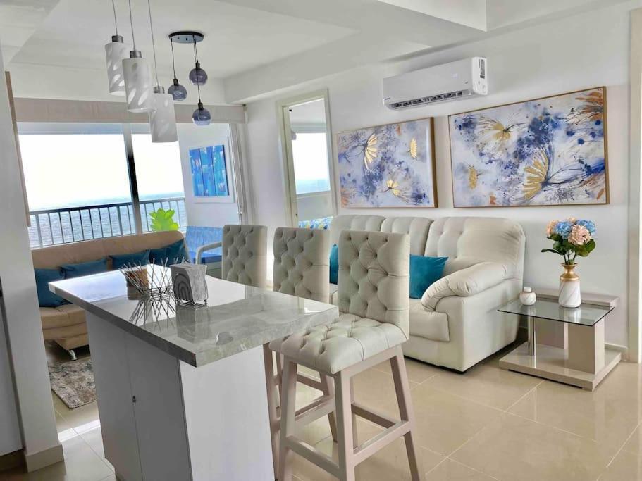 Apto 1801 Frente Al Mar- Edificio Palmetto, Piso 18 Apartamento